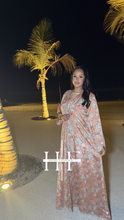 Load image into Gallery viewer, Peach Mosaic Abaya
