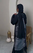 Load image into Gallery viewer, Grey Flower Back Abaya
