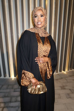 Load image into Gallery viewer, Reversible Cheetah Abaya
