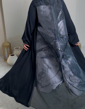 Load image into Gallery viewer, Grey Flower Back Abaya
