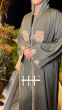 Load image into Gallery viewer, Four Flora Abaya
