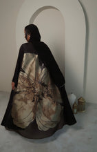 Load image into Gallery viewer, Gold Flower Abaya
