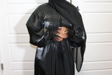Load image into Gallery viewer, Feather Arm Abaya
