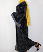 Load image into Gallery viewer, Full Velvet Rhinestone Design Abaya
