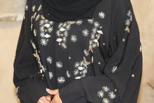 Load image into Gallery viewer, White Flower Design Abaya
